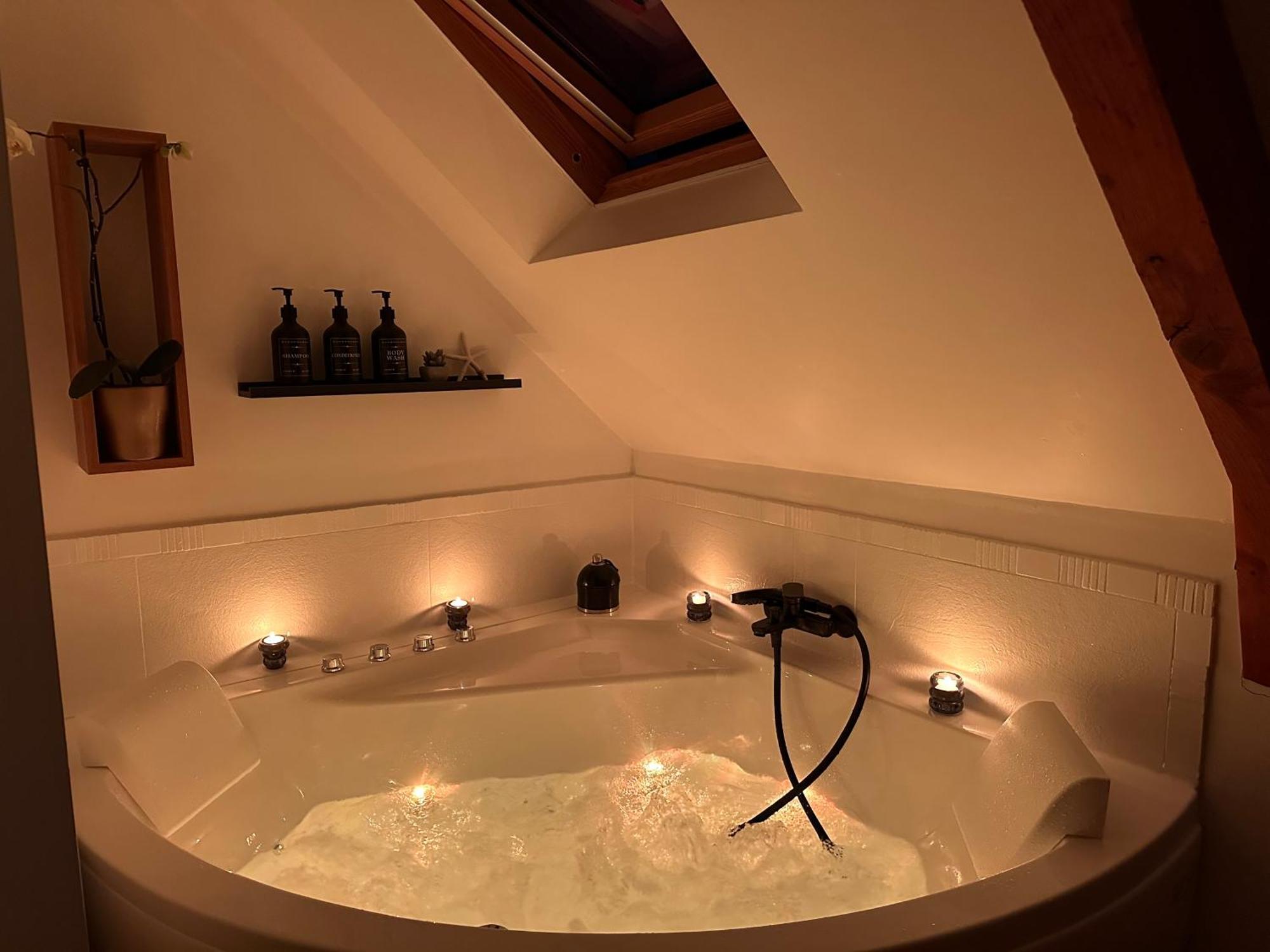 Les Libellules Apartment Lanvallay Екстериор снимка